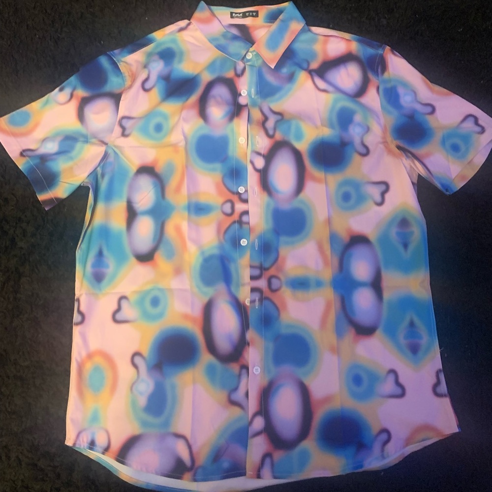 New never worn,fits good,quality is amazing,looks amazing